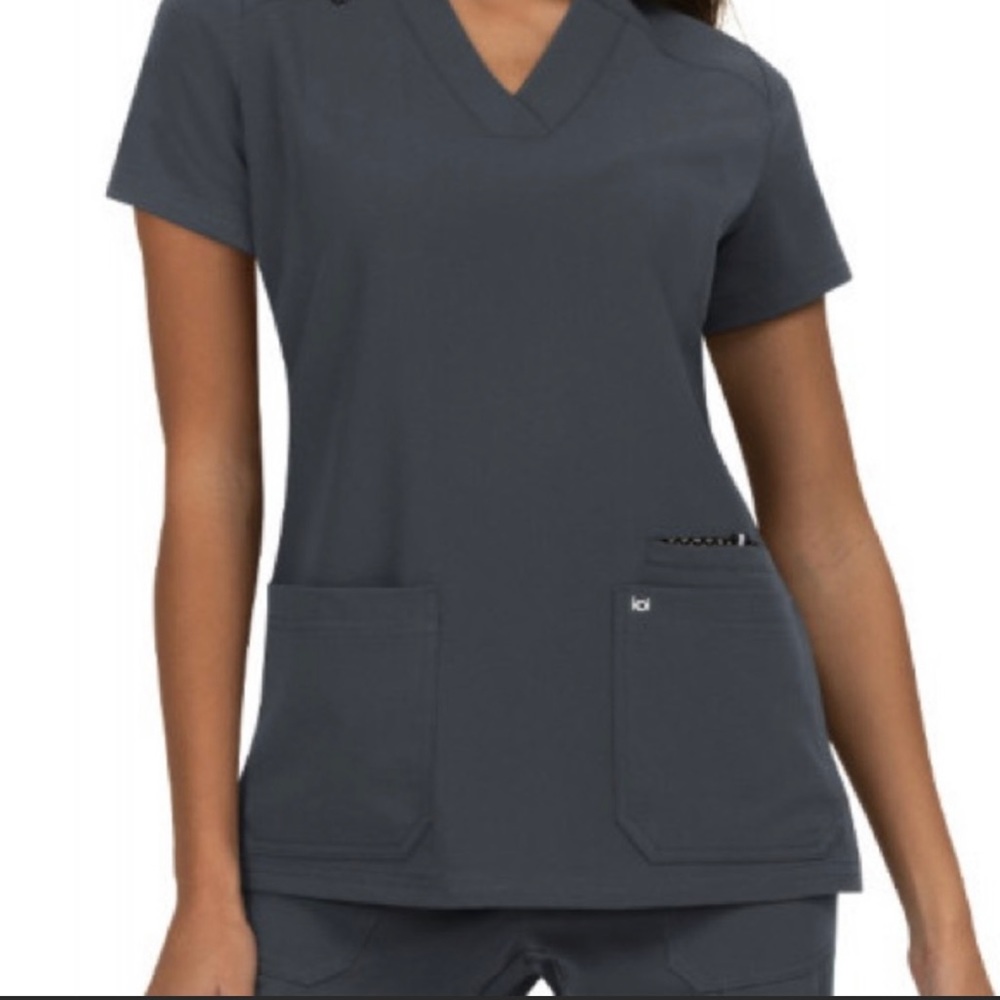 FIGS charcoal scrub set-small